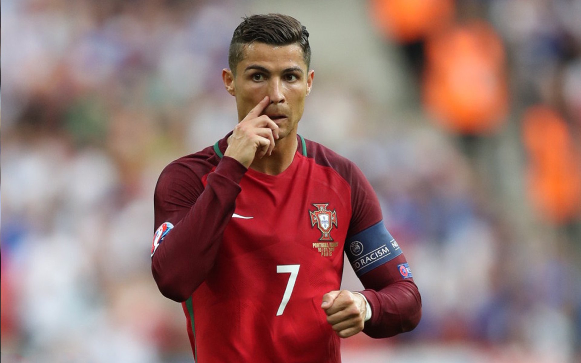 开云平台-足球文化节：球迷故事分享，浓厚的体育生活气息，关于足球文化节的资料